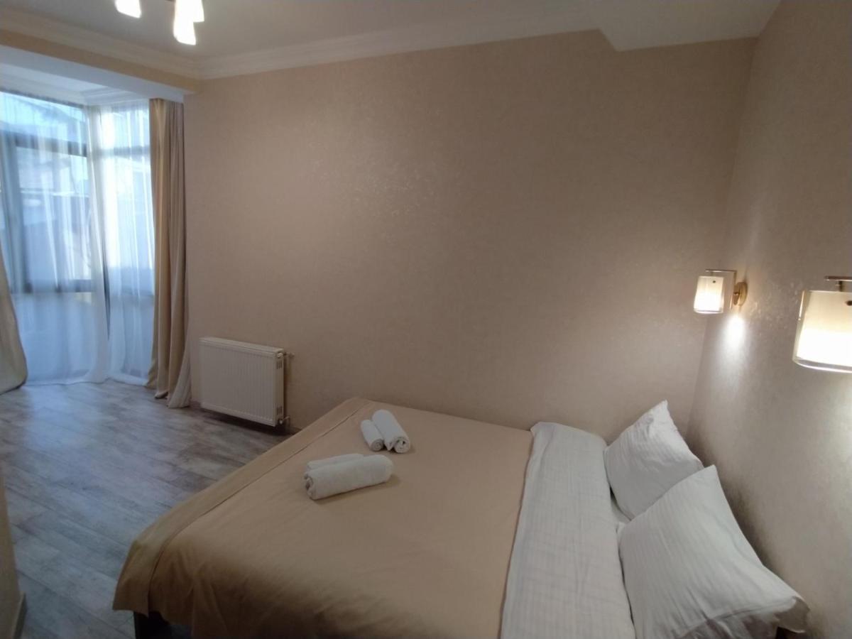 Gogichas Tower Hotel Borjomi Ngoại thất bức ảnh
