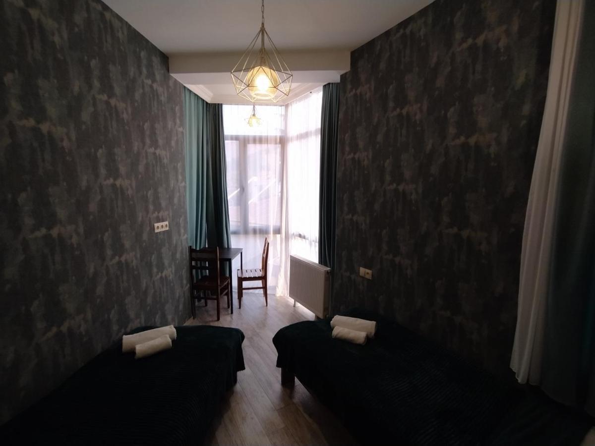 Gogichas Tower Hotel Borjomi Ngoại thất bức ảnh