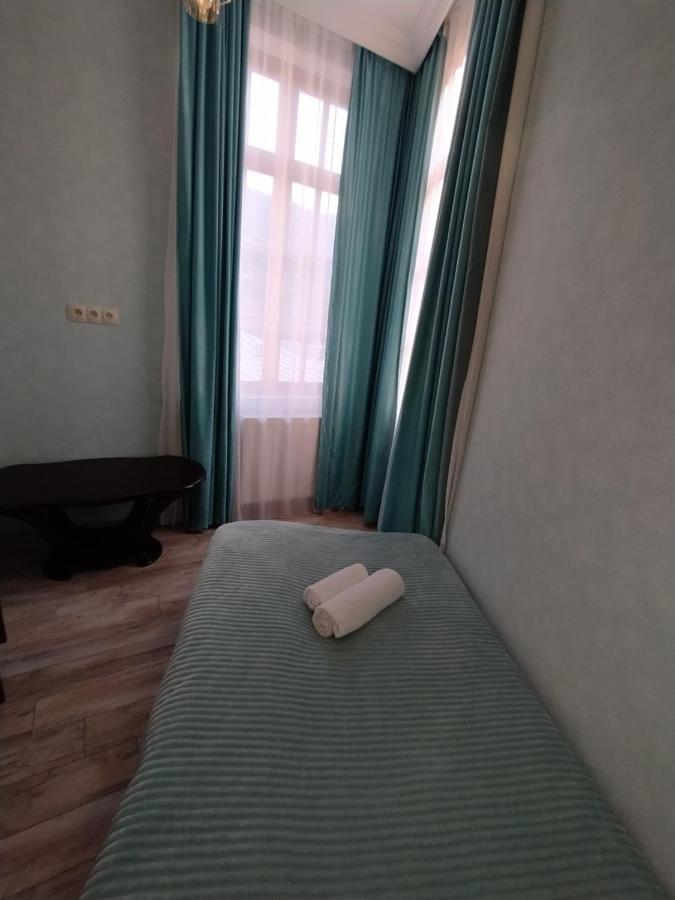 Gogichas Tower Hotel Borjomi Ngoại thất bức ảnh