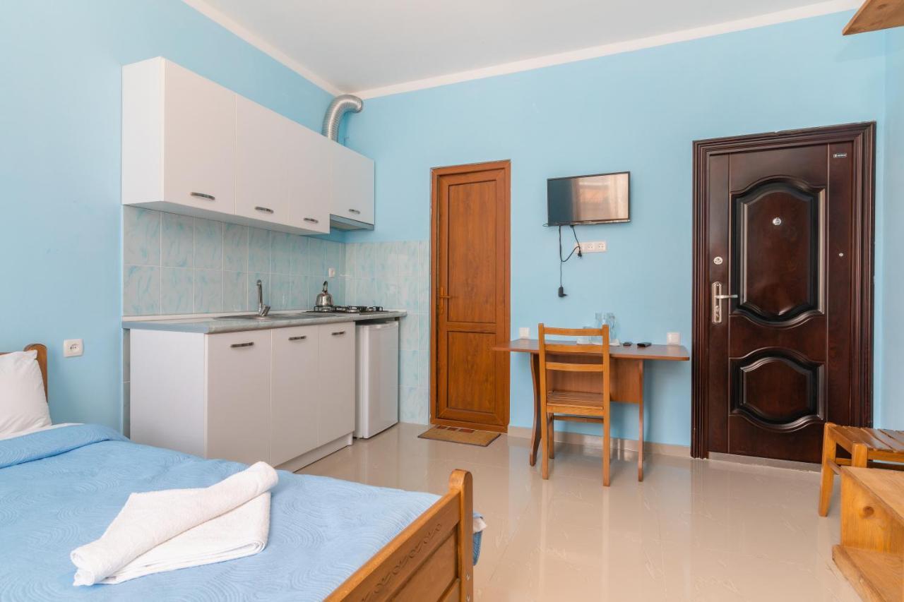 Gogichas Tower Hotel Borjomi Ngoại thất bức ảnh
