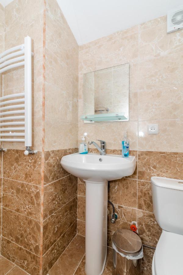 Gogichas Tower Hotel Borjomi Ngoại thất bức ảnh